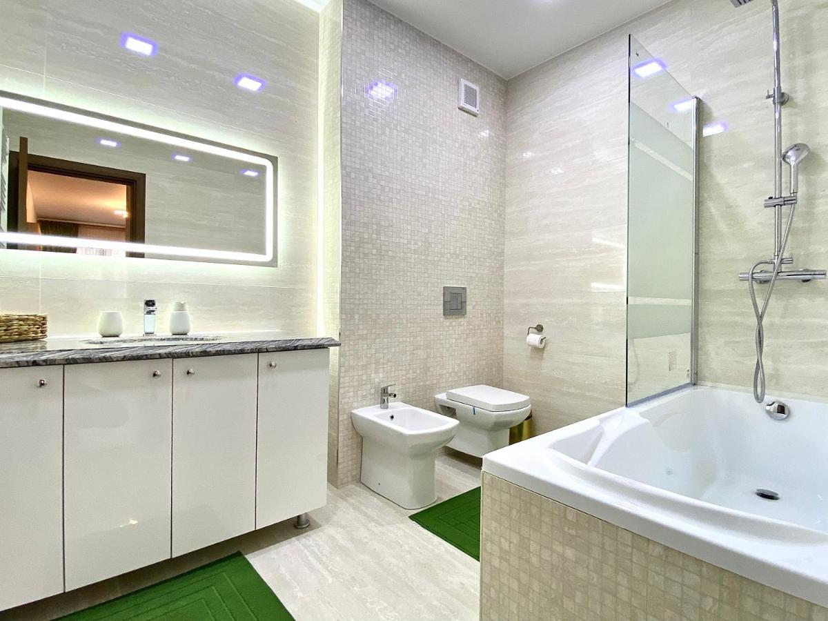 Coquette Apartment Брашов Екстер'єр фото